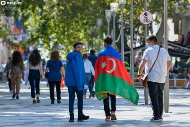 Bakıdan cəbhəyə yollanan m&uuml;əllimlərin sayı a&ccedil;ıqlandı -  Xəbər şəkili