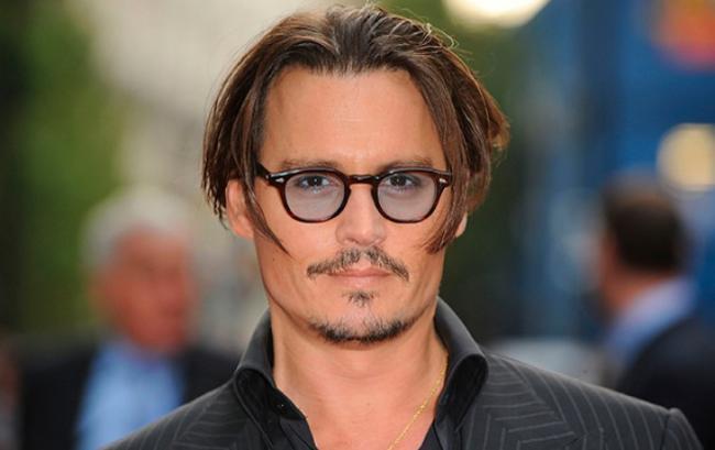 Conni Depp onunla sevgilidir - Xəbər şəkili