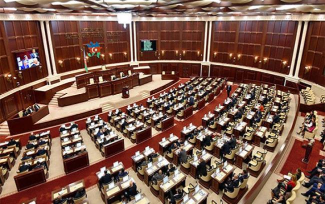 Parlament orden və medalların təsisini m&uuml;zakirəyə &ccedil;ıxarır Xəbər şəkili