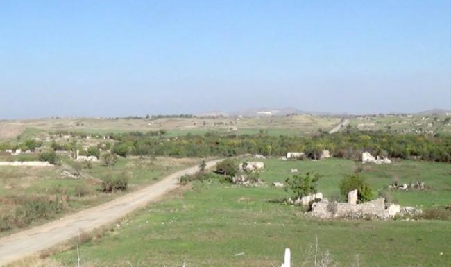 F&uuml;zulinin mərkəzində Azərbaycan bayrağı qaldırıldı -  Xəbər şəkili